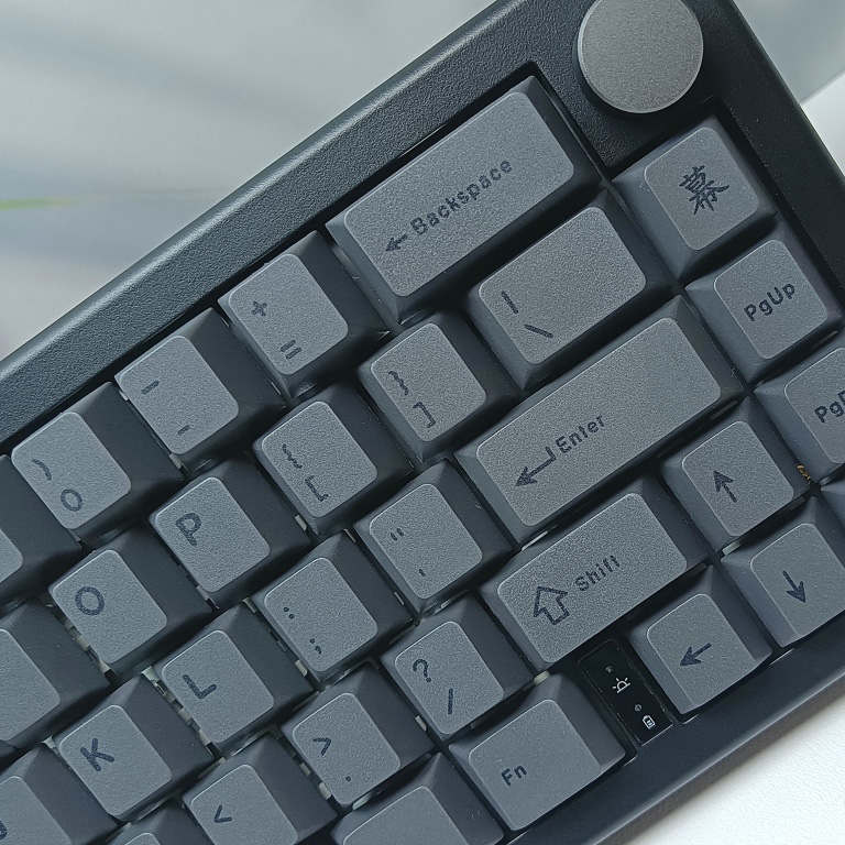 130 touches minimaliste noir g - Gaming Accessories Uk avis et prix
